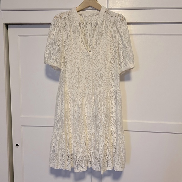 short sleeve red lace dress RED Short Sleeve Lace Illusion Short Dress main image 1